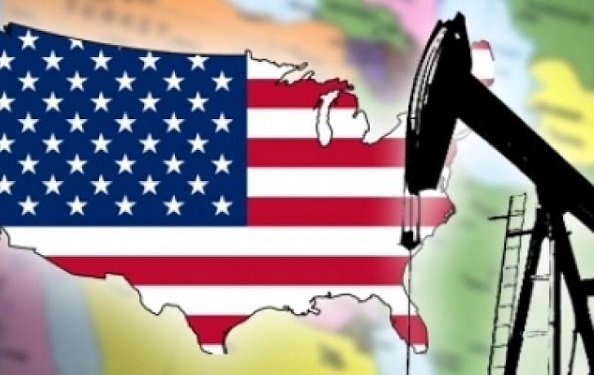 Цены на нефть рухнули из-за данных о запасах в США